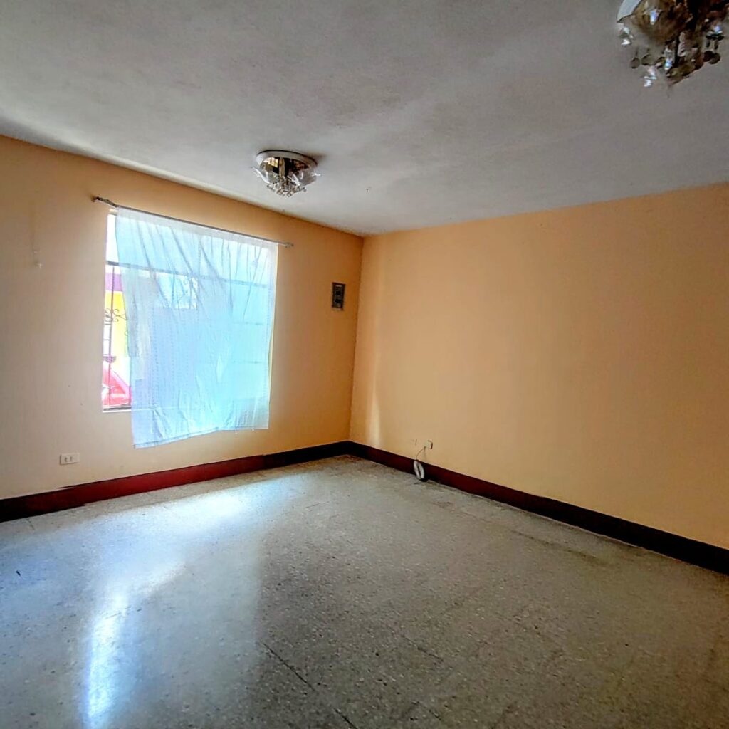 En Venta – Vendo Hermosa Casa De 3 Niveles - Foto 2 de 10