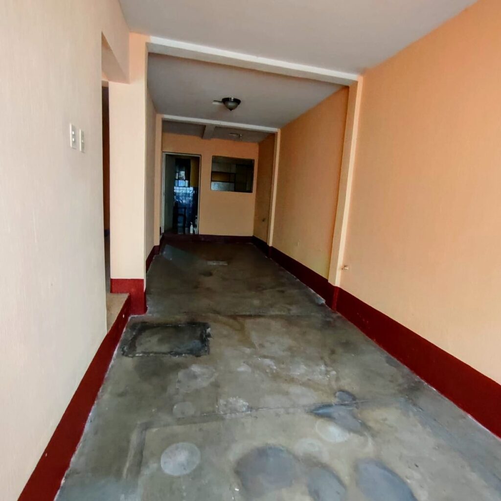 En Venta – Vendo Hermosa Casa De 3 Niveles - Foto 5 de 10