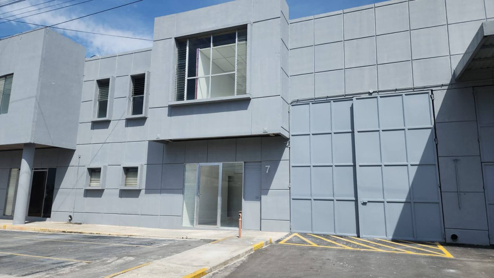 Se Renta Amplia Bodega En Estratégica Ubicación De Villa Nueva