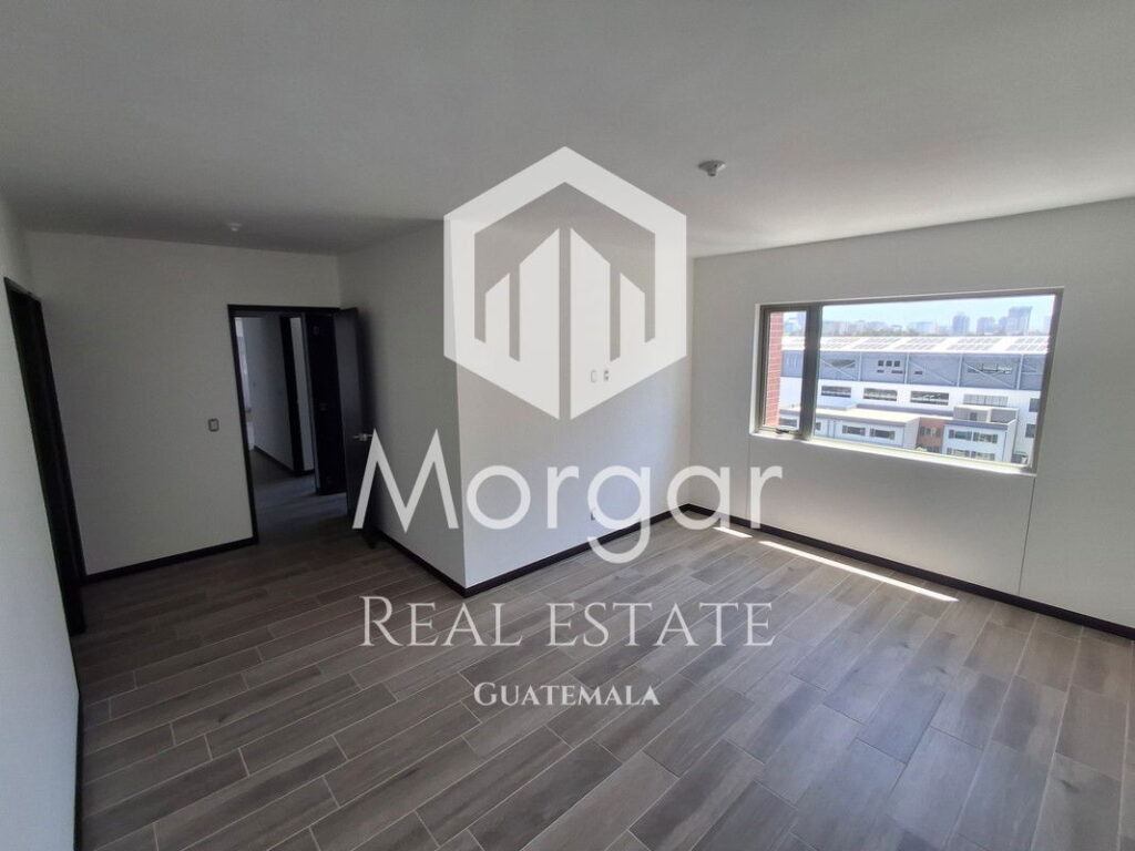 Apartamento En Alquiler Zona 14, 3 Dormitorios. Precio $1,583 - Foto 5 de 15