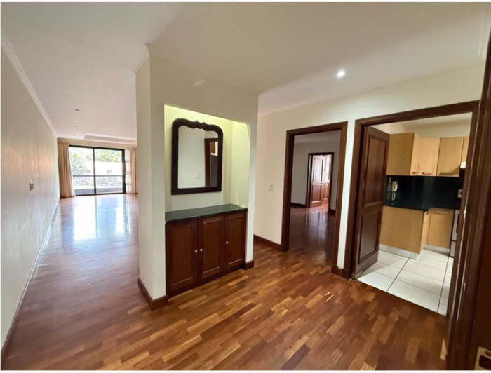 Apartamento Amplio En Renta En Zona 10 - Foto 2 de 8