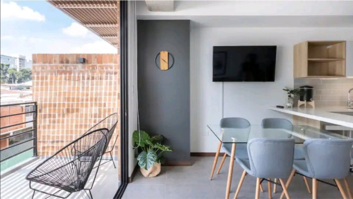 Apartamento Amueblado, Equipado En Venta En Zona 10 - Foto 3 de 5