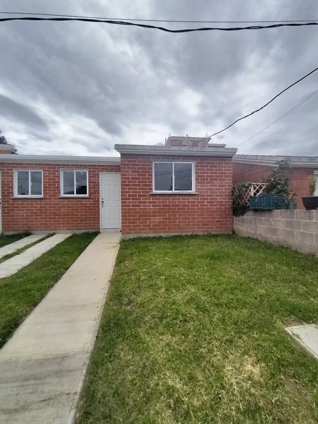 En Venta – Casa Pequeña 2 Habitaciones Terreno De 6x15mts