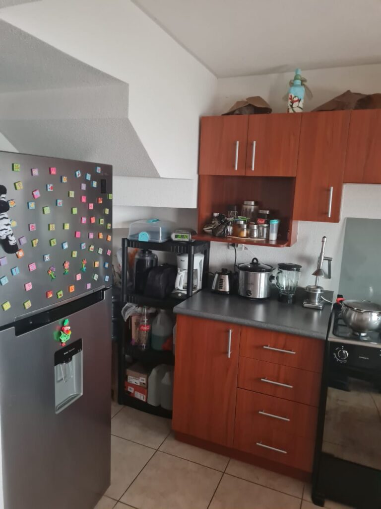 Casa En Venta, Alamedas De Santa Rita II, Villa Nueva - Foto 3 de 12