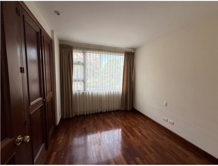 Apartamento Amplio En Renta En Zona 10 - Foto 5 de 8