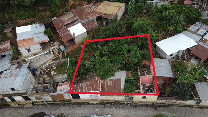 Terreno En Venta En Centro Del Hato, + 2 Construcciones - Foto 2 de 2