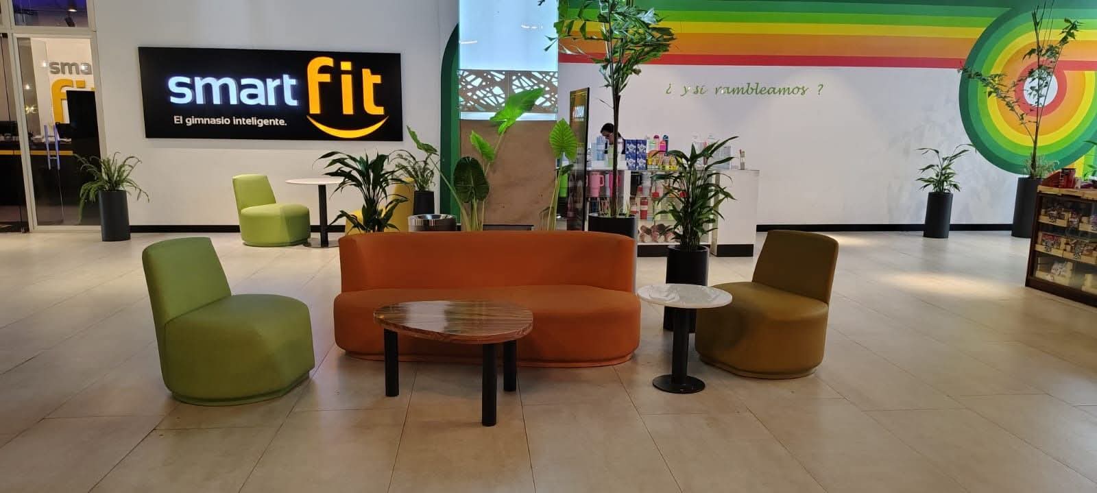 Se Renta Kiosco En Centro Comercial De Zona 10
