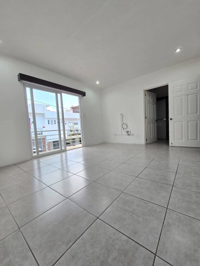 En Venta – Se Vende Linda Casa En San Cristóbal, Mixco - Foto 4 de 6