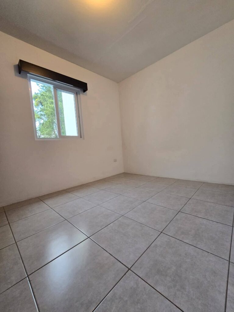 En Venta – Se Vende Linda Casa En San Cristóbal, Mixco - Foto 5 de 6