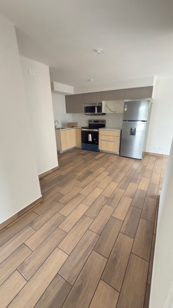 Se Renta Lindo Apartamento Nuevo En Zona 16 - Foto 3 de 11
