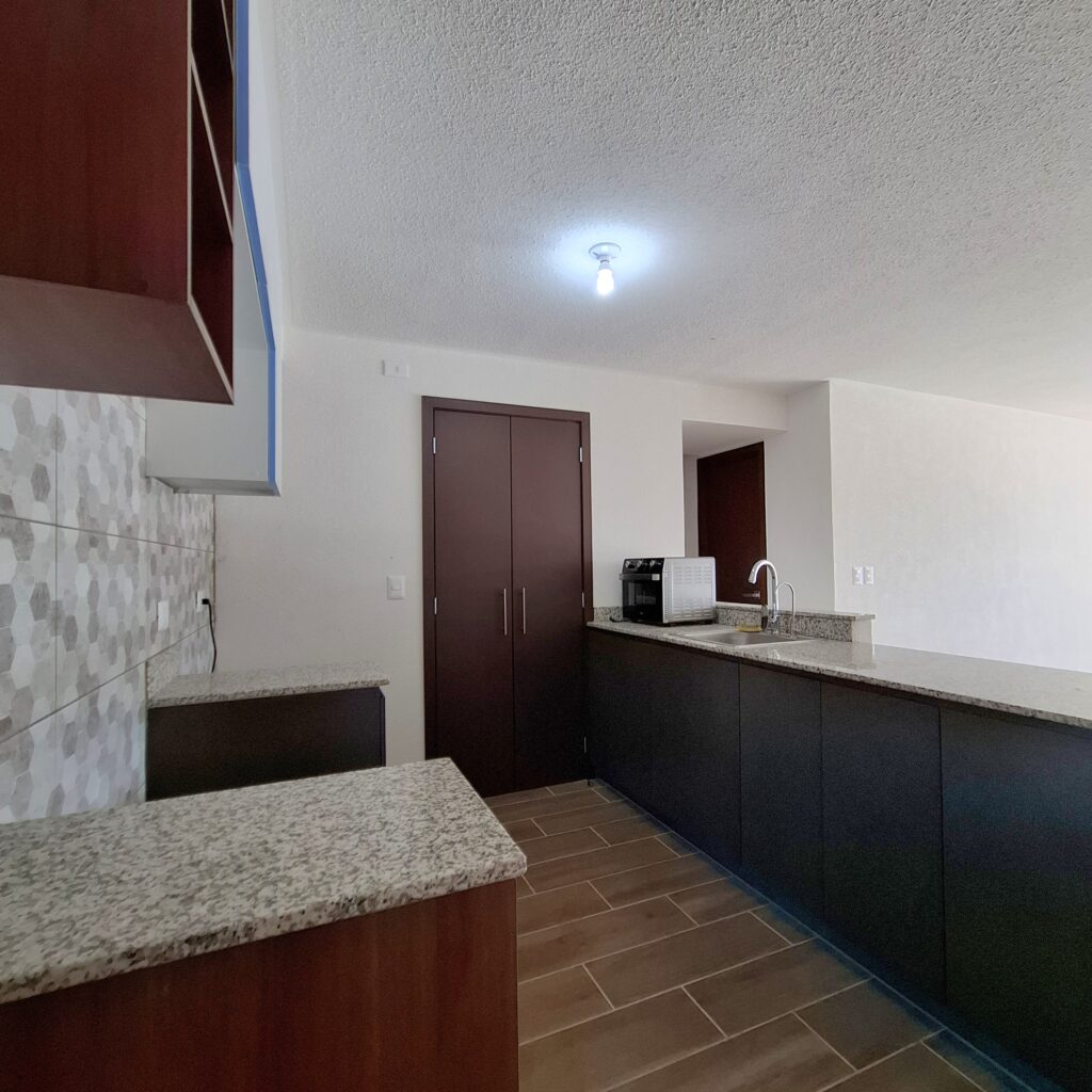 Apartamento En Renta y Venta En Zona 16 Senderos - Foto 5 de 8