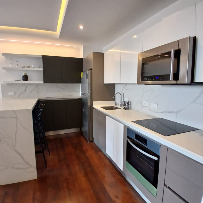 Venta De Apartamento Amueblado En Vasanta Zona 10 - Foto 4 de 8