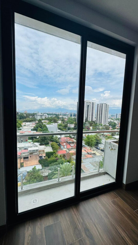 Apartamento Amueblado En Renta En Vh II Zona 15 - Foto 5 de 11