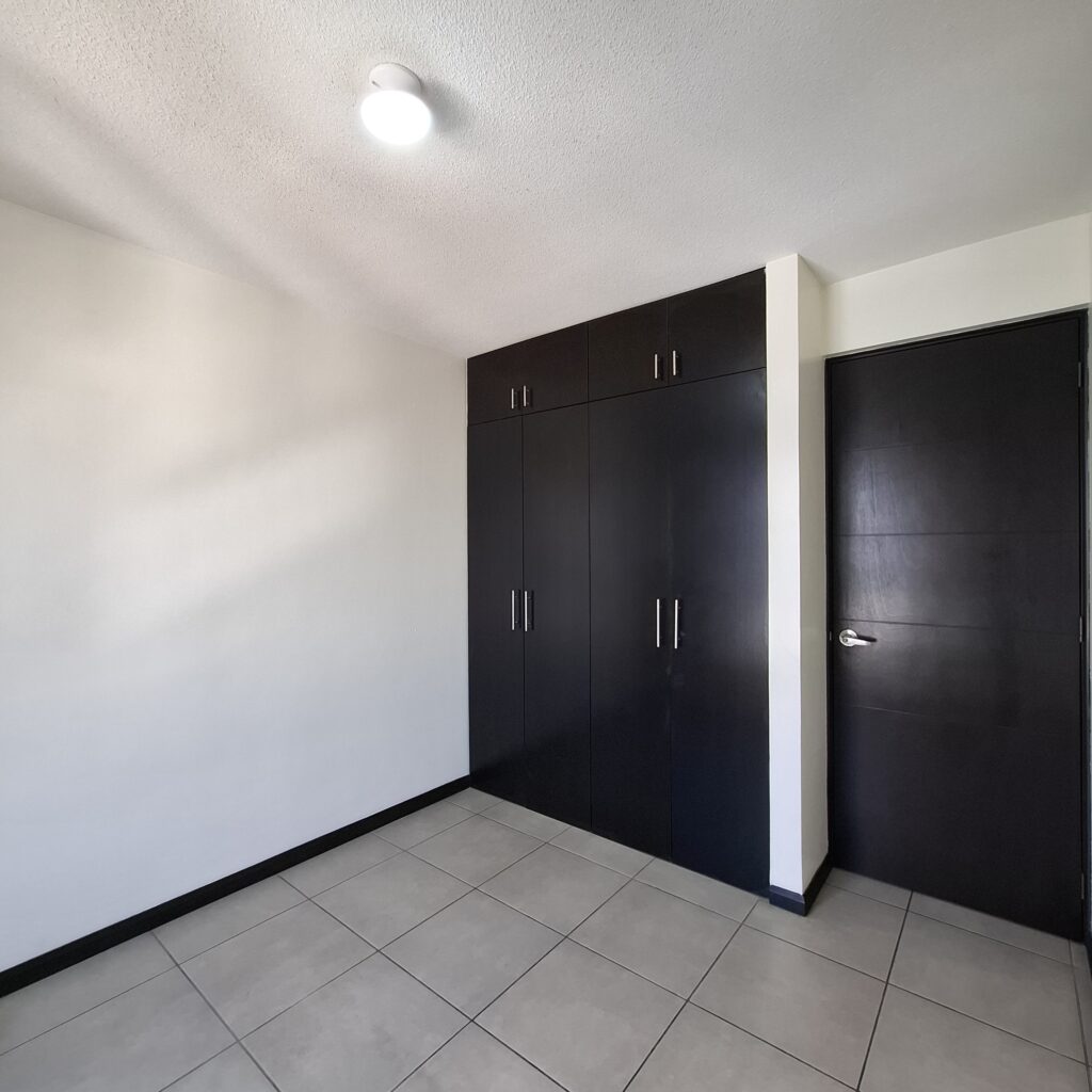 Apartamento En Renta En Zona 5, Bulevar Asunción - Foto 4 de 8