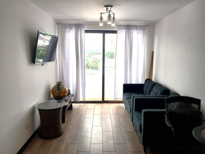 Apartamento En Venta En Petapolis, Zona 12 - Foto 3 de 5