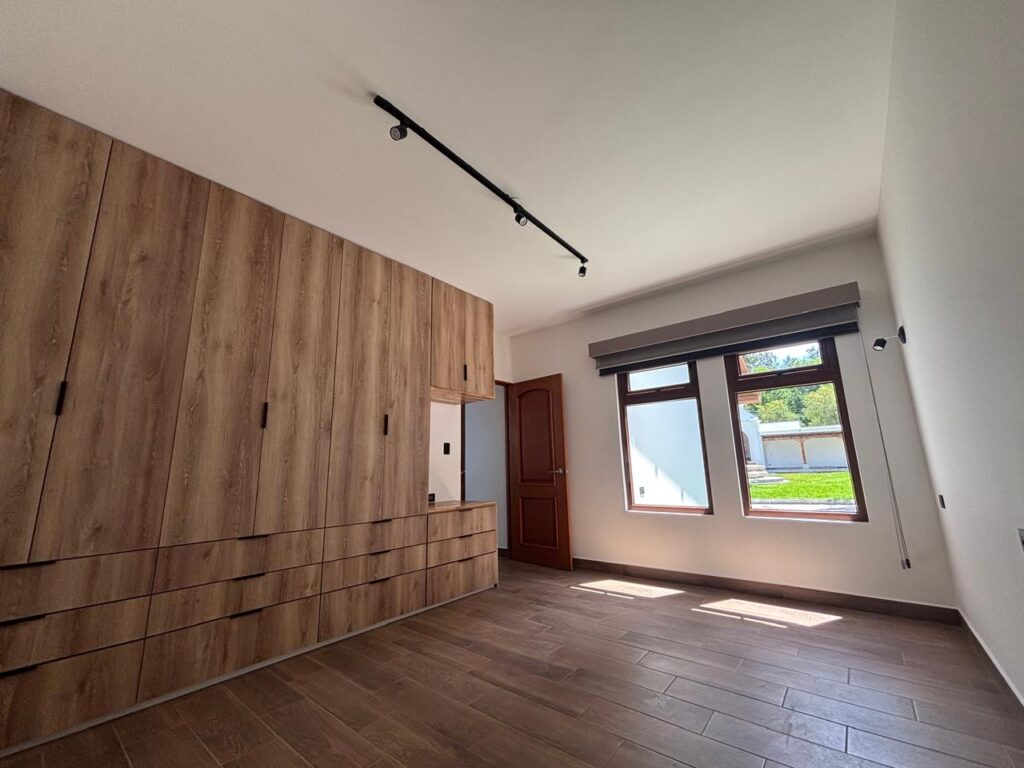 Casa En Renta En Condominio Exclusivo Villas De Duero A 5 Mins. De Antigua - Foto 4 de 9