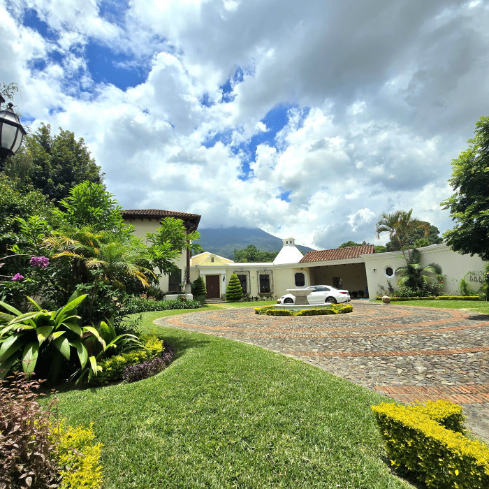 Exclusiva Casa En Venta Cercana La Antigua Guatemala