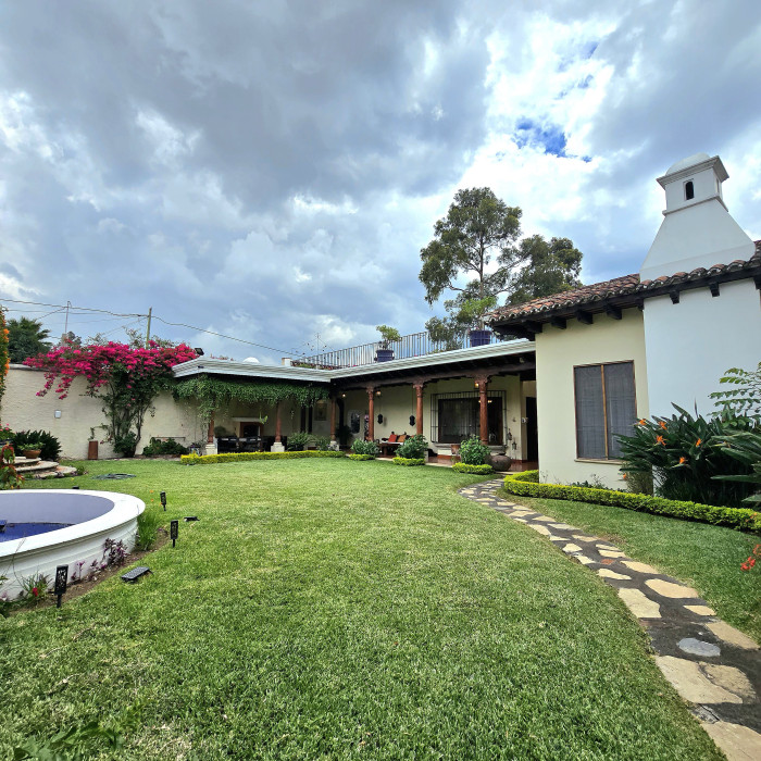 Exclusiva Casa En Venta Cercana La Antigua Guatemala - Foto 2 de 15