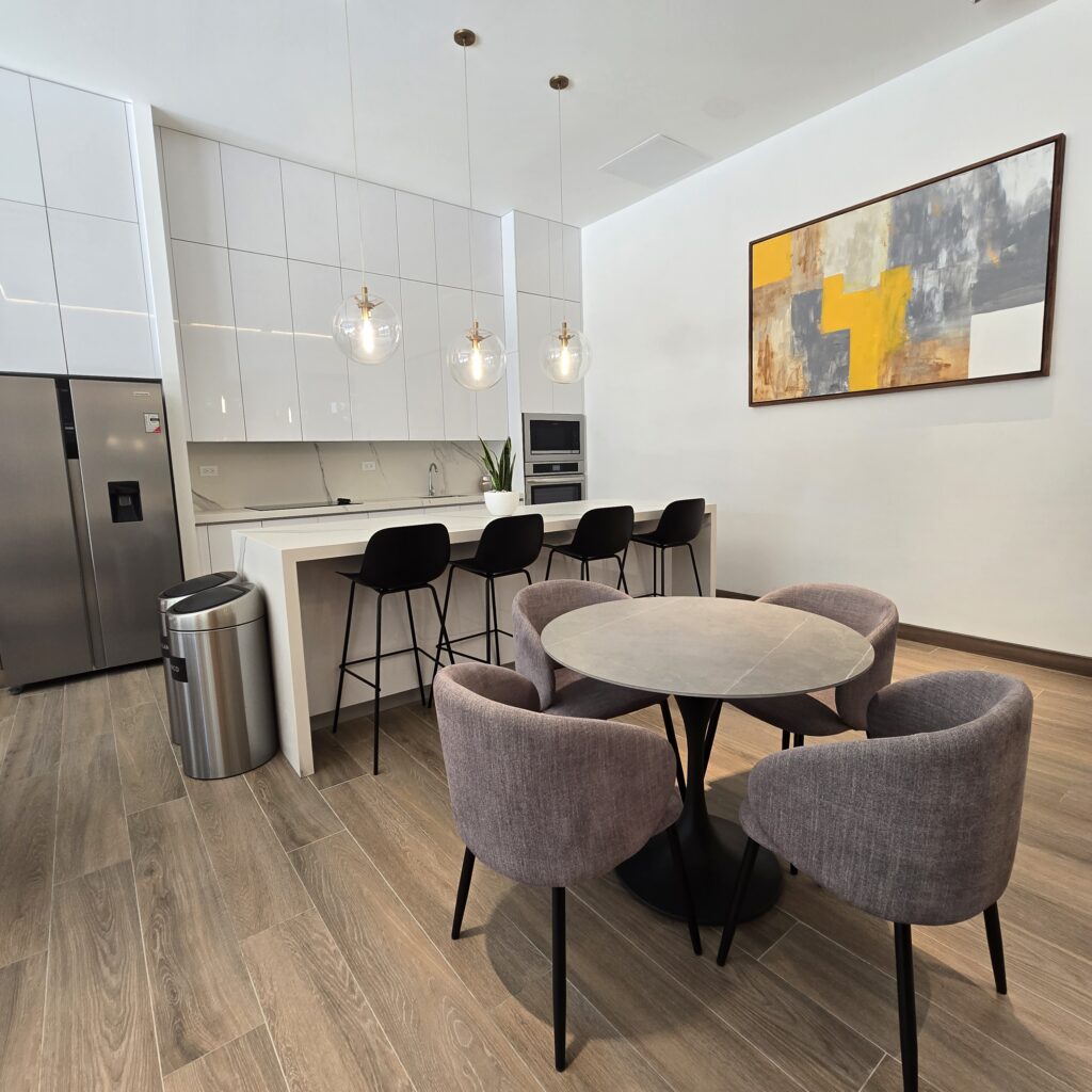 Apartamento En Renta En La Zona 14 a Estrenar - Foto 4 de 7