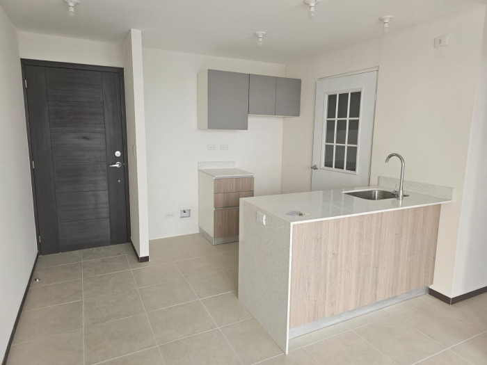 En Venta – Cerca De La Usac En Zona 11 - Foto 2 de 5