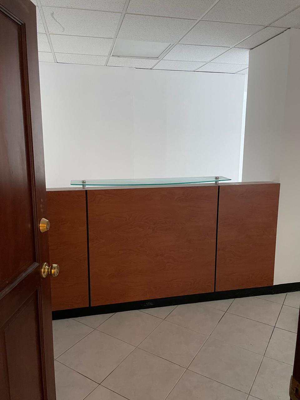 Alquiler De Oficina De 313 M2 En Zona 14