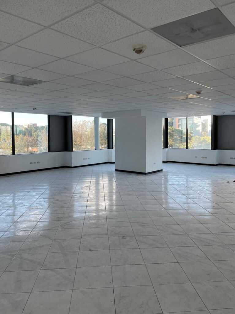 Alquiler De Oficina De 313 M2 En Zona 14 - Foto 2 de 2