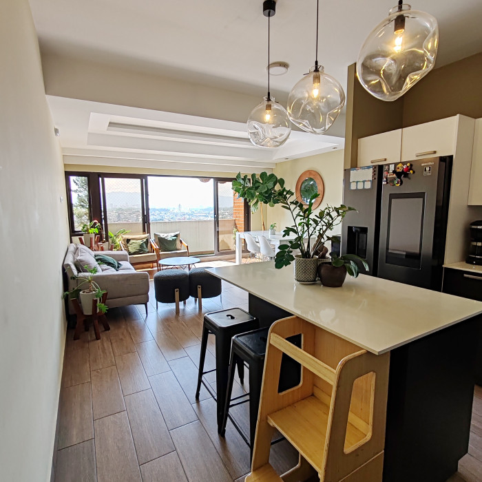 Apartamento En Venta 3 Habitaciones Nivel Alto Zona 11 - Foto 3 de 15