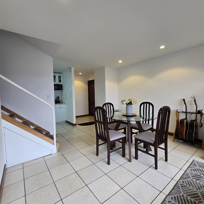 En Venta – Tu Nuevo Apartamento Amueblado En Zona 14 Te Está Esperando. - Foto 2 de 8