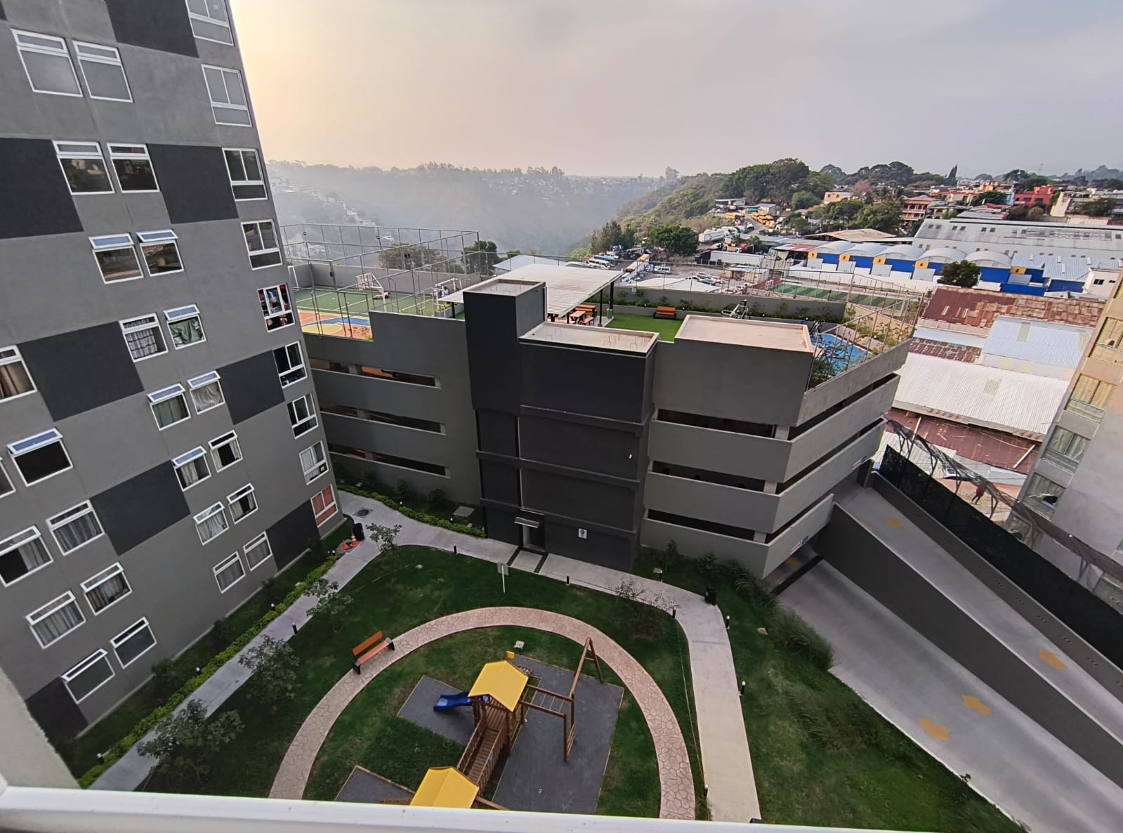 Alquiler De Apartamento En Edificio Anillo Periférico