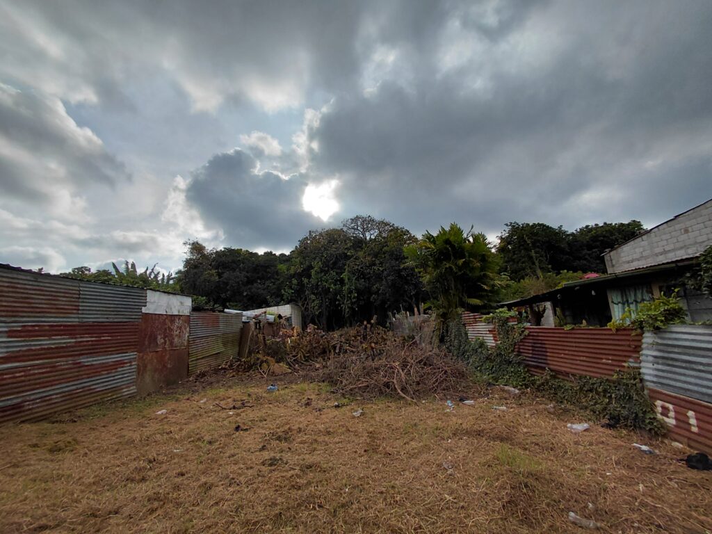 Terreno En Venta 297 M² En San Bartolomé Milpas Altas - Vista principal de la propiedad