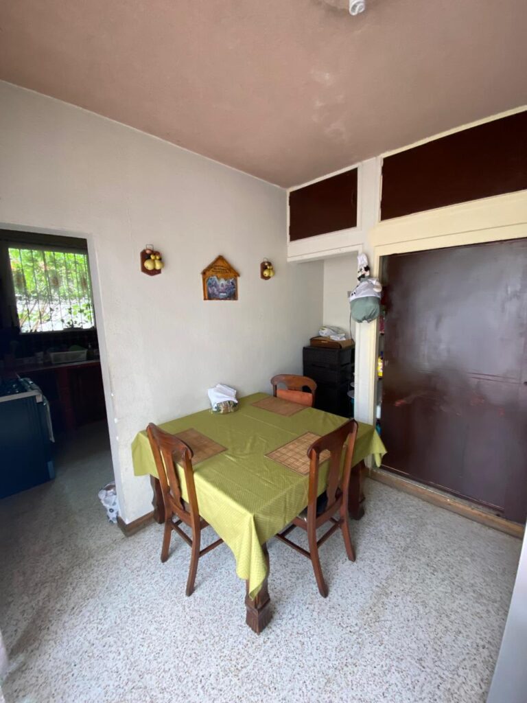 En Venta – Casa Bien Ubicada En Las Charcas - Foto 4 de 5