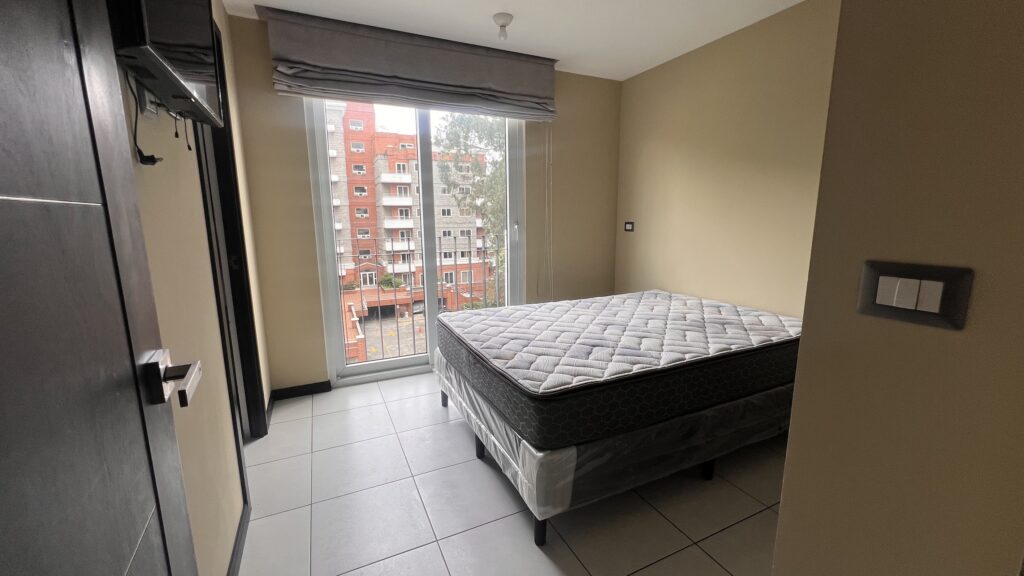 Alquiler De Apartamento Amueblado En Zona 4 De Mixco, Vistas De La Floresta - Foto 3 de 15
