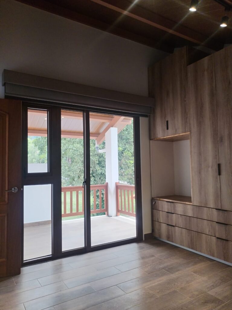 En Alquiler – Rento Linda Casa Nueva En San Pedro El Alto. - Foto 2 de 5