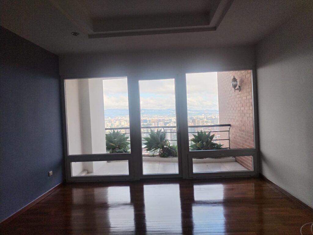 Lindo Apartamento En Renta En Edificio Las Pilas Zona 15 - Foto 4 de 8