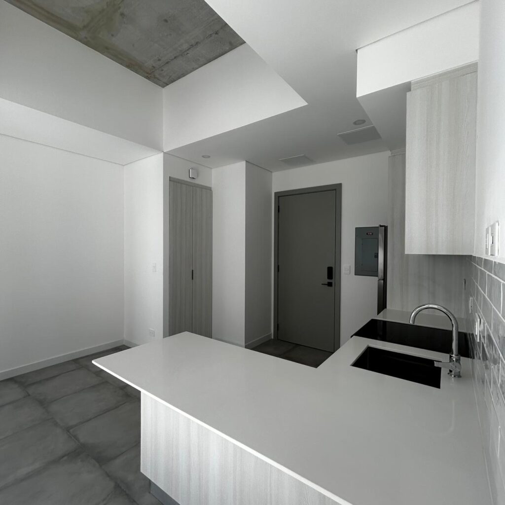 Apartamento En Renta En Zona 16, Ciudad De Guatemala - Foto 2 de 9