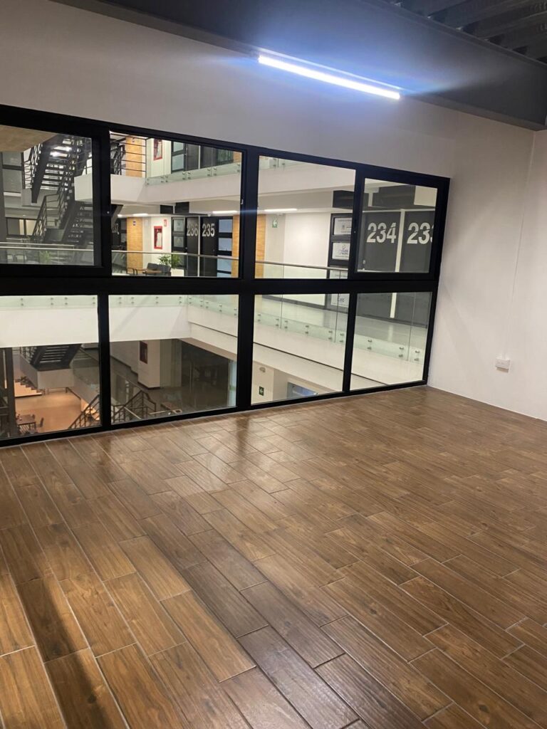 Oficina En Venta Z-9, Guatemala., Edificio Ascend - Foto 3 de 13