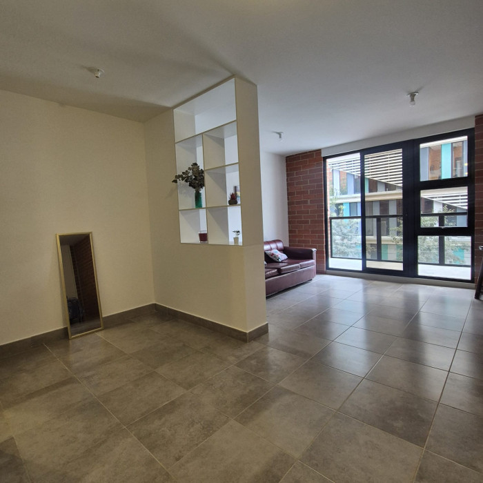 Apartamento En Venta Y Renta En Zona 4, Ciudad De Guatemala - Foto 3 de 8