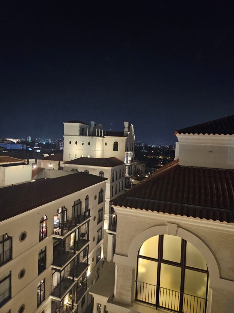 En Alquiler – Penthouse In Cayala, Lirios II - Vista principal de la propiedad