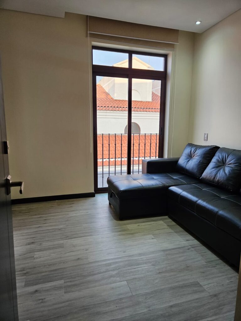 En Alquiler – Penthouse In Cayala, Lirios II - Foto 4 de 10