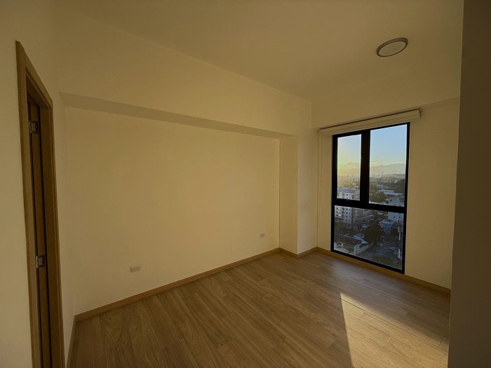 Apartamento En Alquiler Nivel Alto En Zona 10 - Foto 5 de 9