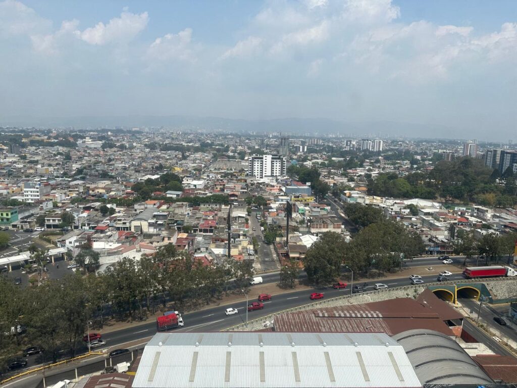 Apto En Venta, Parque San Jorge Zona 11 Ciudad De Guatemala - Foto 4 de 9