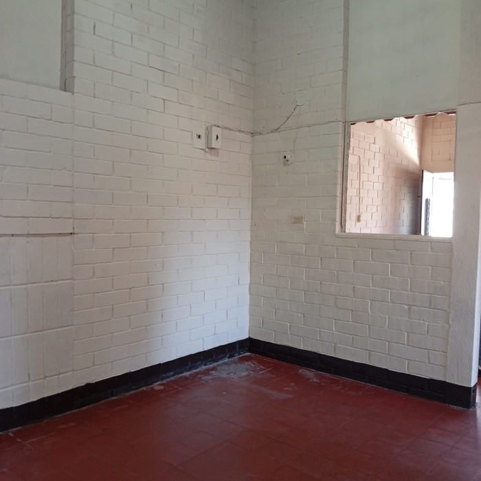 Apartamento En Venta En 2do Nivel En Zona 21 - Foto 2 de 7