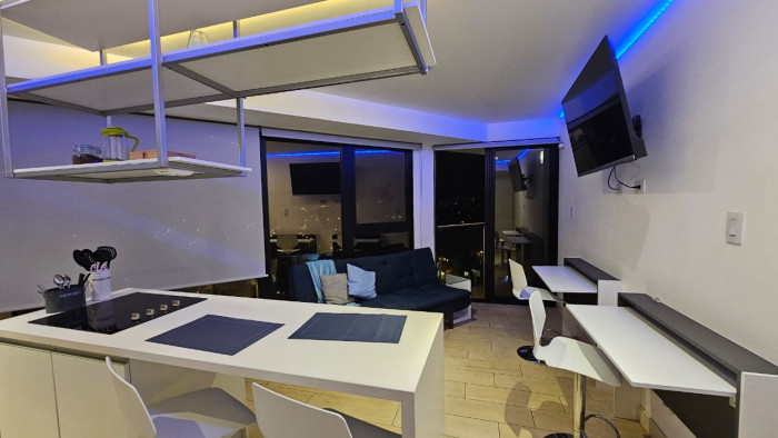 Apartamento Moderno En Venta En Zona 4 - Foto 2 de 8