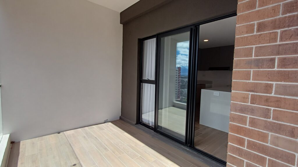 Apartamento En Renta En Zona 14 - Foto 2 de 14