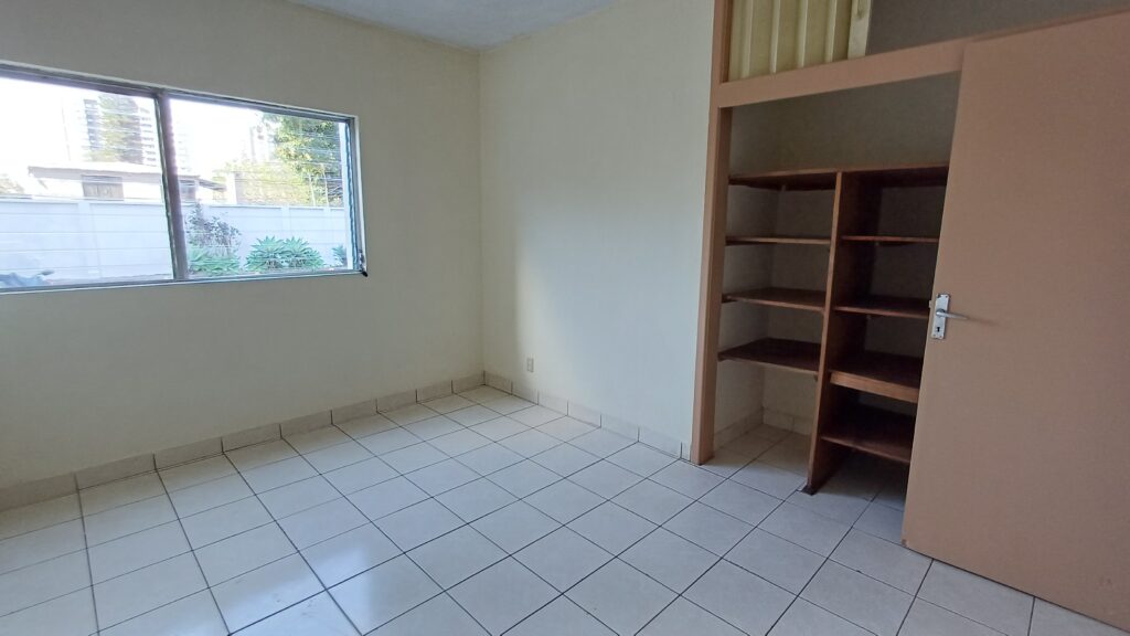 Casa En Renta Con Potencial Comercial – Zona 15 Vh2 (fuera De Garita) - Foto 2 de 15