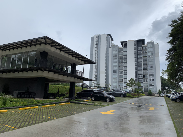 Apartamento En Venta En Zona 1 De Mixco - Foto 2 de 12