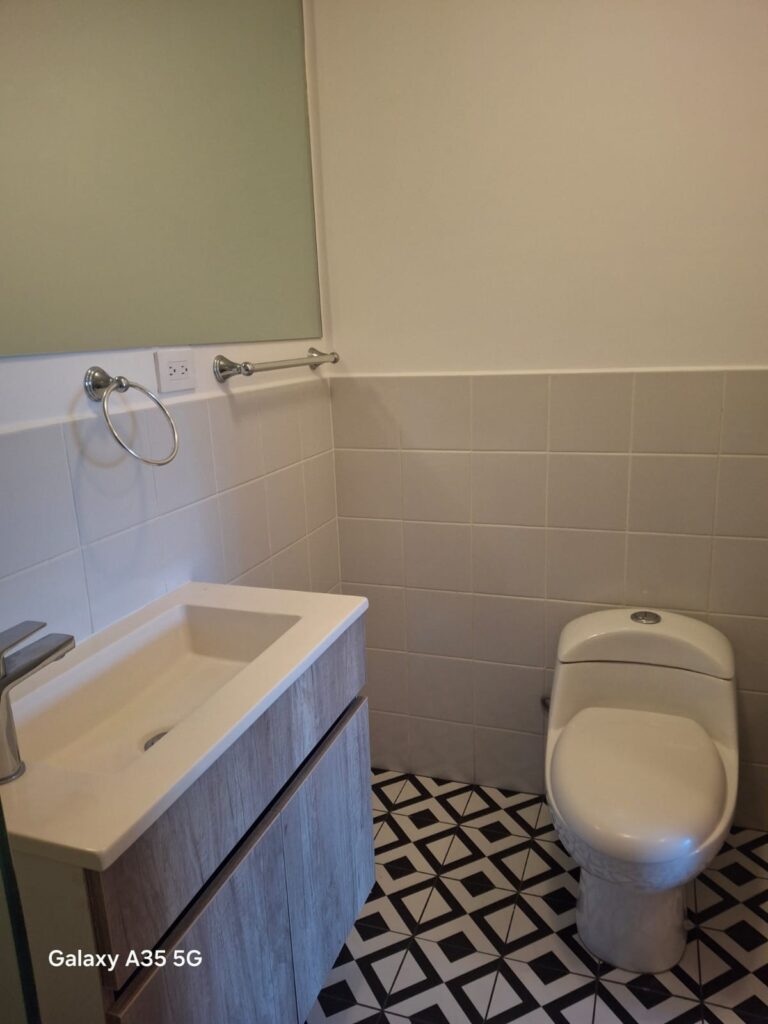 En Alquiler – Rento Apto Amueblado De 2 Hab Edif. Vivo Zona 4 Ref.6838 - Foto 5 de 14
