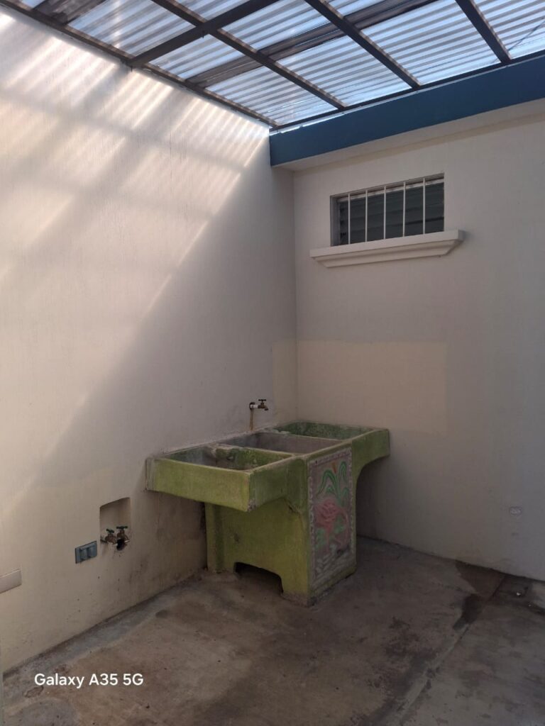 En Alquiler – Rento Casa Cond. Lo De Valdez, Carr. A San Jose Pinula Ref.6903 - Foto 4 de 8