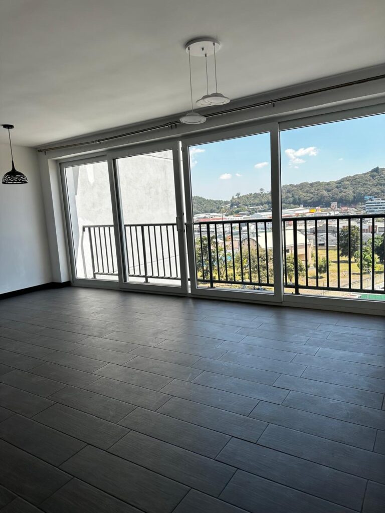 Apartamento En Venta | Edificio Treo, Zona 4 De Mixco. - Foto 2 de 15