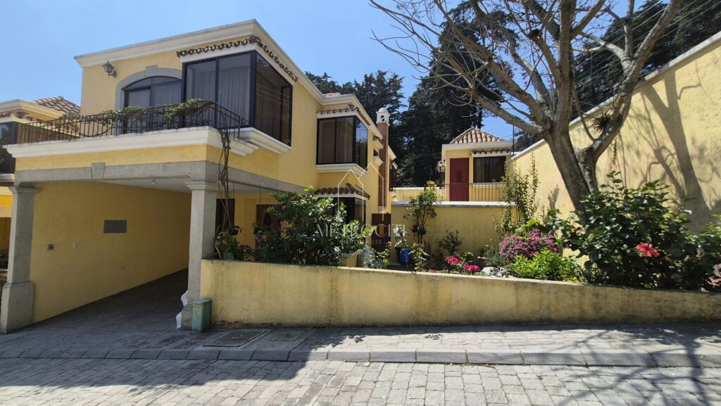 En Venta – Se Vende Casa En Santa Lucia Milpas Altas, San Lucas Sacatepequez - Foto 3 de 13